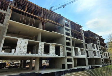 Aprilie 2022 photo 4