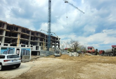 Aprilie 2022 photo 3